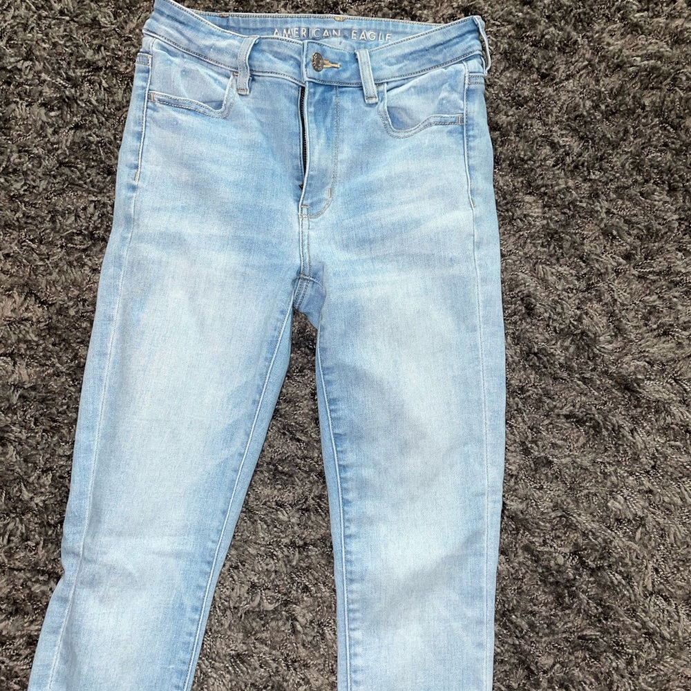 American eagle light wash jeans
